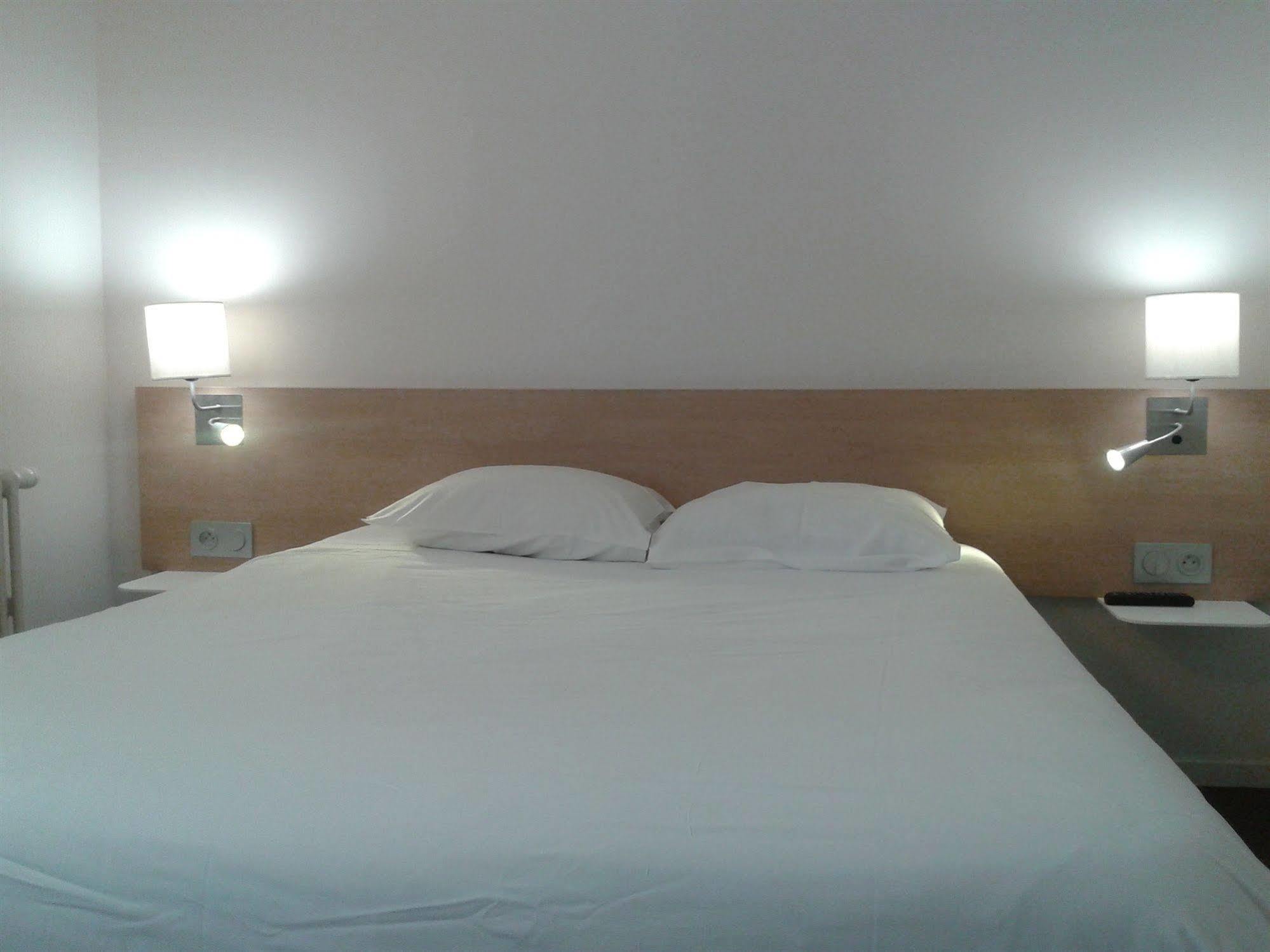 Brit Hotel Macon Centre Gare Eksteriør bilde